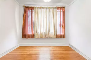 853 E 49th St, Brooklyn, NY 11203 - Photo 3