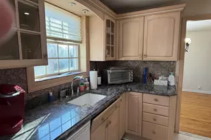 93 Whitman Rd, Yonkers, NY 10710 - Photo 5