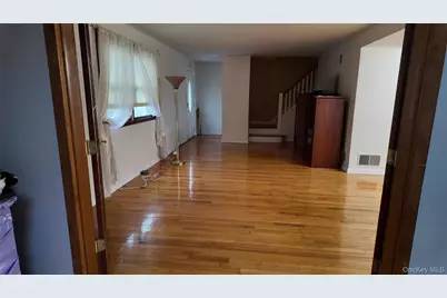 93 Whitman Road, Yonkers, NY 10710 - Photo 9