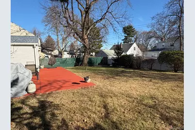 93 Whitman Road, Yonkers, NY 10710 - Photo 31