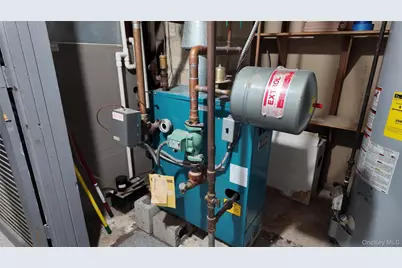 93 Whitman Road, Yonkers, NY 10710 - Photo 29