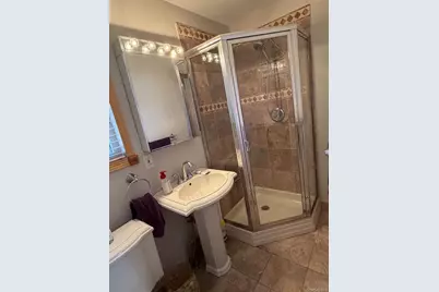 93 Whitman Road, Yonkers, NY 10710 - Photo 17