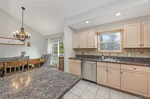 1291 Boston Ave, Bay Shore, NY 11706 - Photo 15