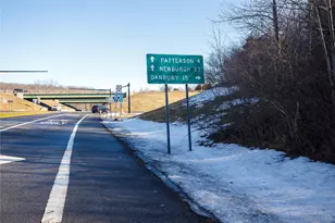 79 Clubhouse Dr, Carmel, NY 10512 - Photo 37