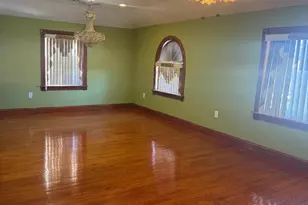 85-19 239th St, Bellerose, NY 11426 - Photo 3