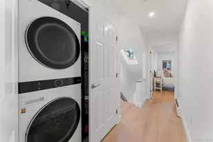 36 Greenridge Ave, White Plains, NY 10605 - Photo 21