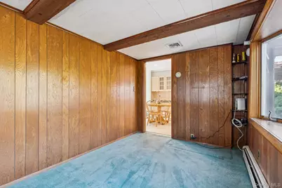 6 Silver Avenue, Huntington Station, NY 11746 - Photo 11