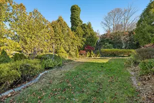 6 Silver Ave, Huntington Station, NY 11746 - Photo 25