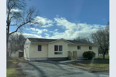 4 Morris Drive, Hyde Park, NY 12538 - Photo 1