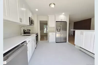 76 Skylark Drive, Holtsville, NY 11742 - Photo 3