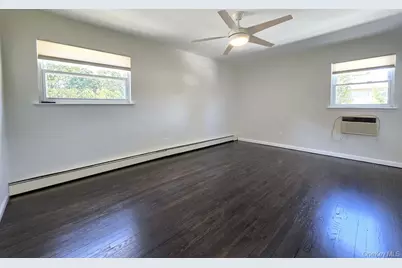 76 Skylark Drive, Holtsville, NY 11742 - Photo 5