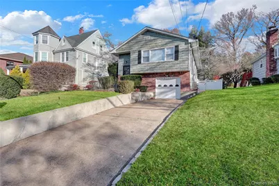 171 School Street, Oyster Bay, NY 11771 - Photo 3