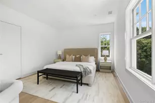 100 Narrow Ln, Southampton, NY 11968 - Photo 19