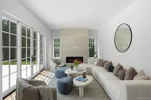 100 Narrow Ln, Southampton, NY 11968 - Photo 7