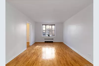 76-10 34th Avenue #1O, Jackson Heights, NY 11372 - Photo 3