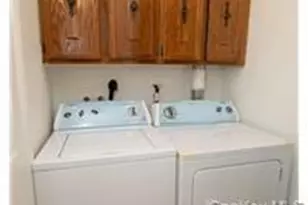 61-36 233rd St, Bayside, NY 11364 - Photo 7