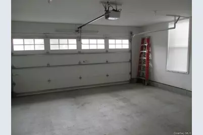 177 Melody Court, Eastport, NY 11941 - Photo 15