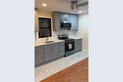 24106 141st Avenue, Rosedale, NY 11422 - Photo 7