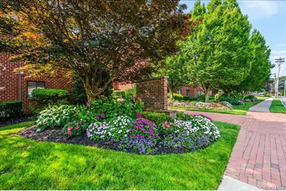 99 S Park Avenue #224, Rockville Centre, NY 11570 - Photo 19