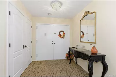 99 S Park Avenue #224, Rockville Centre, NY 11570 - Photo 3