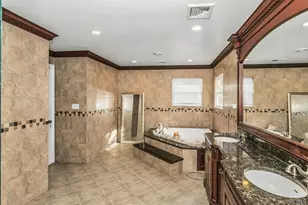 4 Laurette Ln, Freeport, NY 11520 - Photo 23