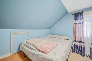 897 Washington Ave, Westbury, NY 11590 - Photo 19