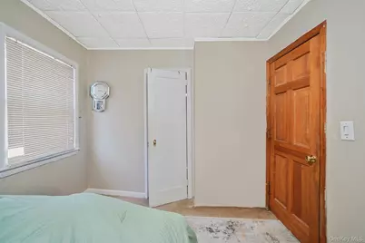 897 Washington Avenue, Westbury, NY 11590 - Photo 27