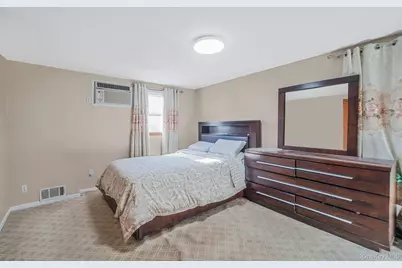 897 Washington Avenue, Westbury, NY 11590 - Photo 23