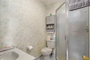 25 45th St, Islip, NY 11751 - Photo 29