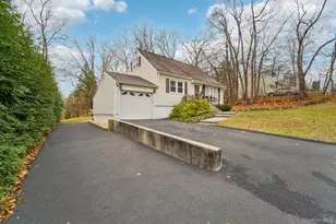 5 Orchard Ln, Nanuet, NY 10954 - Photo 29