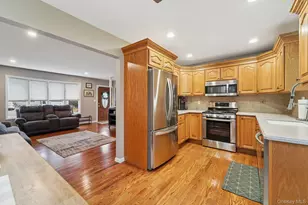 5 Orchard Ln, Nanuet, NY 10954 - Photo 7