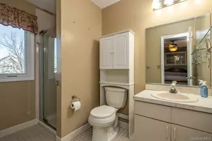 75 Village Green, Bardonia, NY 10954 - Photo 11