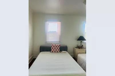 107-35 E Van Wyck Expressway, Jamaica, NY 11435 - Photo 15