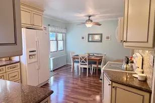 286 Pacific St, Massapequa Park, NY 11762 - Photo 9