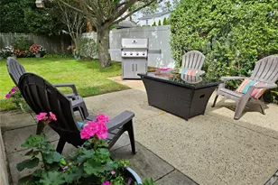 286 Pacific St, Massapequa Park, NY 11762 - Photo 23