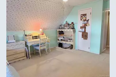 286 Pacific Street, Massapequa Park, NY 11762 - Photo 21