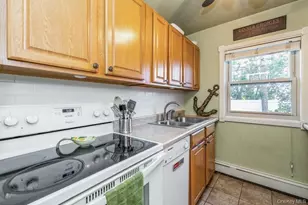 4 Rose St, Oceanside, NY 11572 - Photo 7