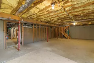 56 Eastview Rd, Ronkonkoma, NY 11779 - Photo 21