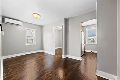 42-25 189th Street, Flushing, NY 11358 - Photo 15