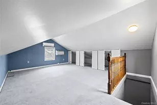 42-25 189th St, Flushing, NY 11358 - Photo 19