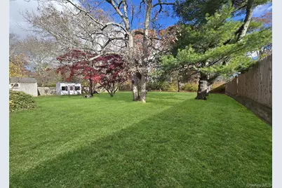 199 Connetquot Avenue, East Islip, NY 11730 - Photo 3