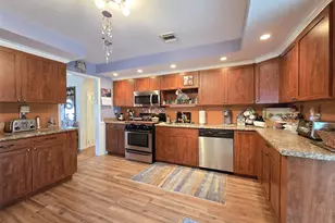 199 Connetquot Ave, East Islip, NY 11730 - Photo 17