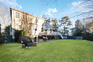 1680 Lake Ave, Merrick, NY 11566 - Photo 39