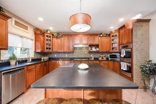 1680 Lake Ave, Merrick, NY 11566 - Photo 15