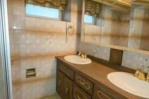 97-32 84th St, Ozone Park, NY 11416 - Photo 19