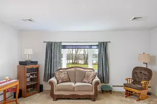 216 Hoyt St, Port Ewen, NY 12429 - Photo 9