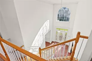 33 Pinehurst Dr, Mount Sinai, NY 11766 - Photo 23