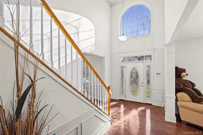 33 Pinehurst Drive, Mount Sinai, NY 11766 - Photo 9