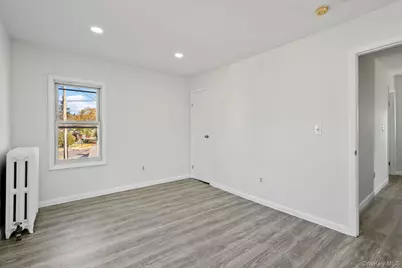 87 Winnikee Avenue, Poughkeepsie, NY 12601 - Photo 19