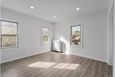 87 Winnikee Avenue, Poughkeepsie, NY 12601 - Photo 15